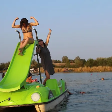 Boletov Raj Lux 펜션 *