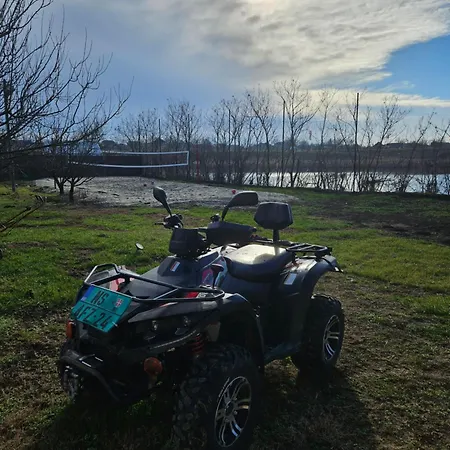 펜션 Boletov Raj Lux